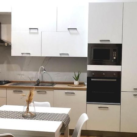 Happy Home - Mondello Palermo Bagian luar foto