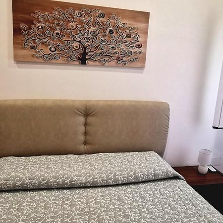 Happy Home - Mondello Palermo Bagian luar foto