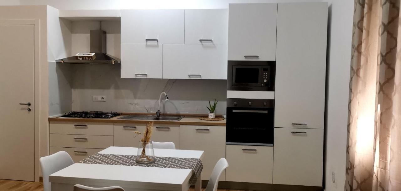 Happy Home - Mondello Palermo Bagian luar foto
