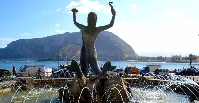 Happy Home - Mondello Palermo Bagian luar foto